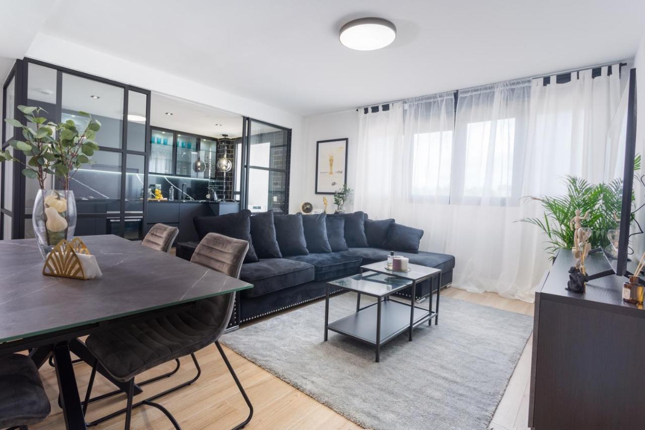 Appartement Edsam Black&grey *