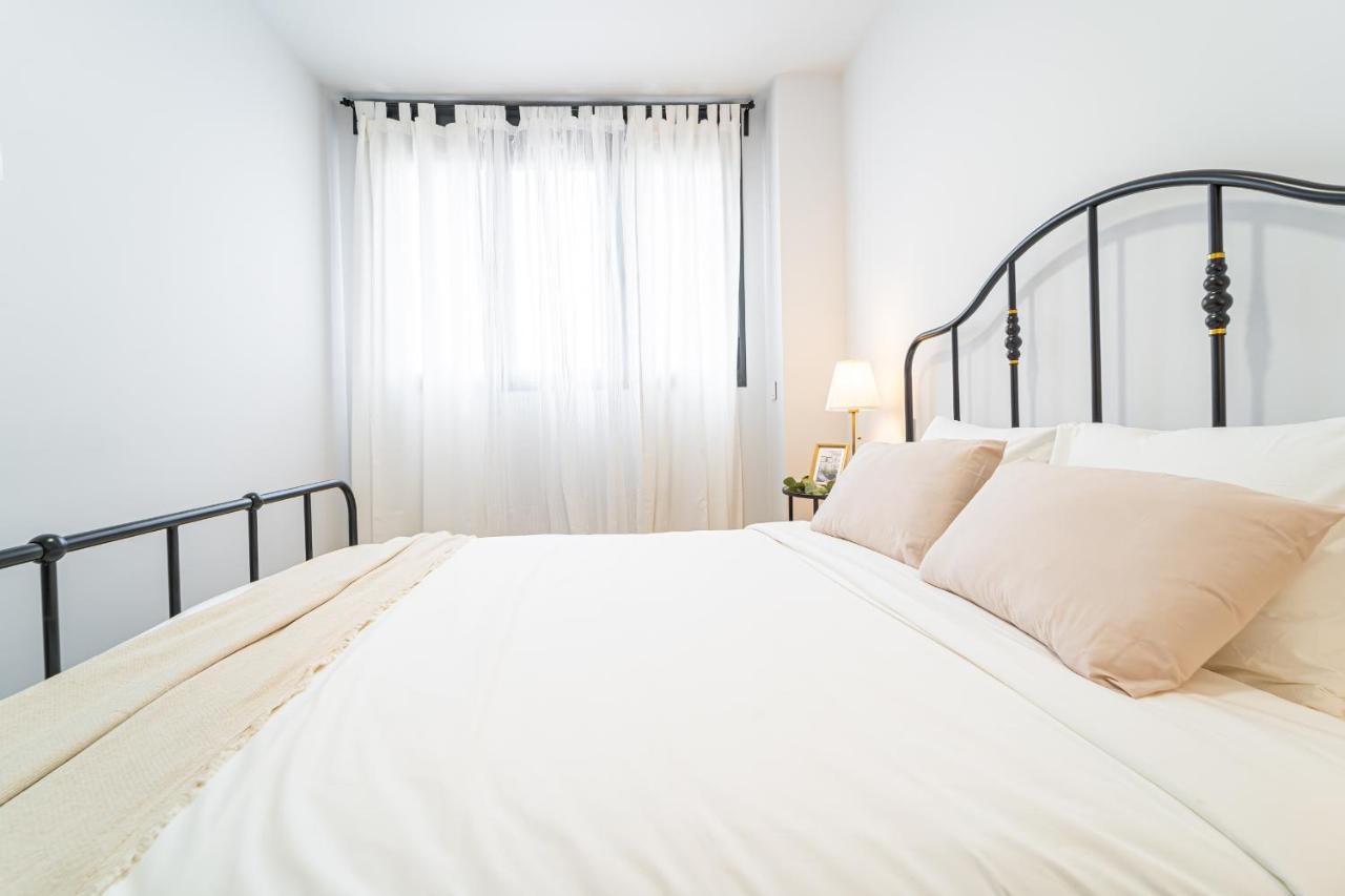 Appartement Edsam Black&grey Madrid